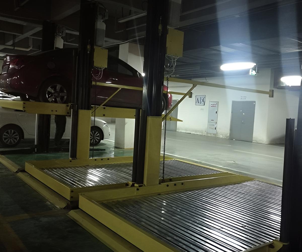 立体车库左右横移机械车库：高效空间利用与智能化管理的典范